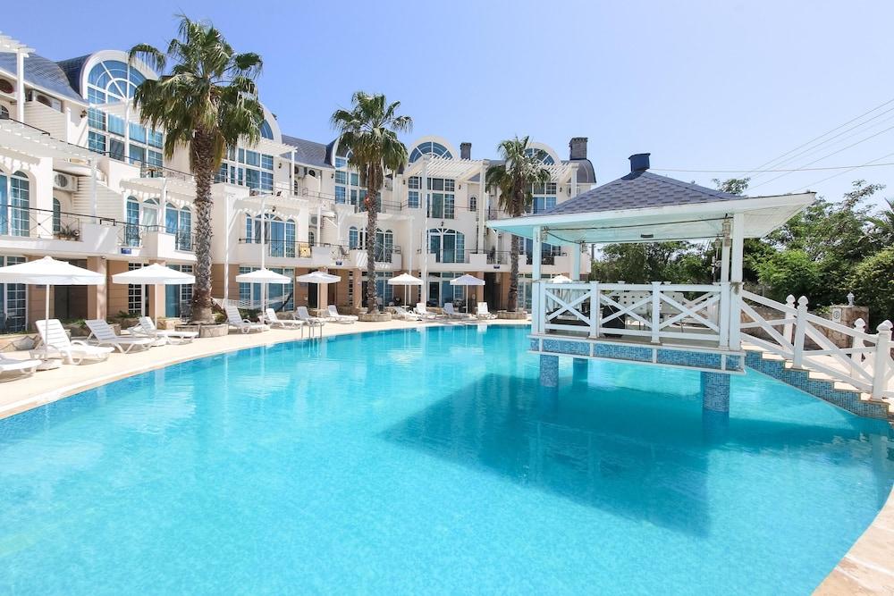 Seahorse Deluxe Hotel Didim Exterior photo